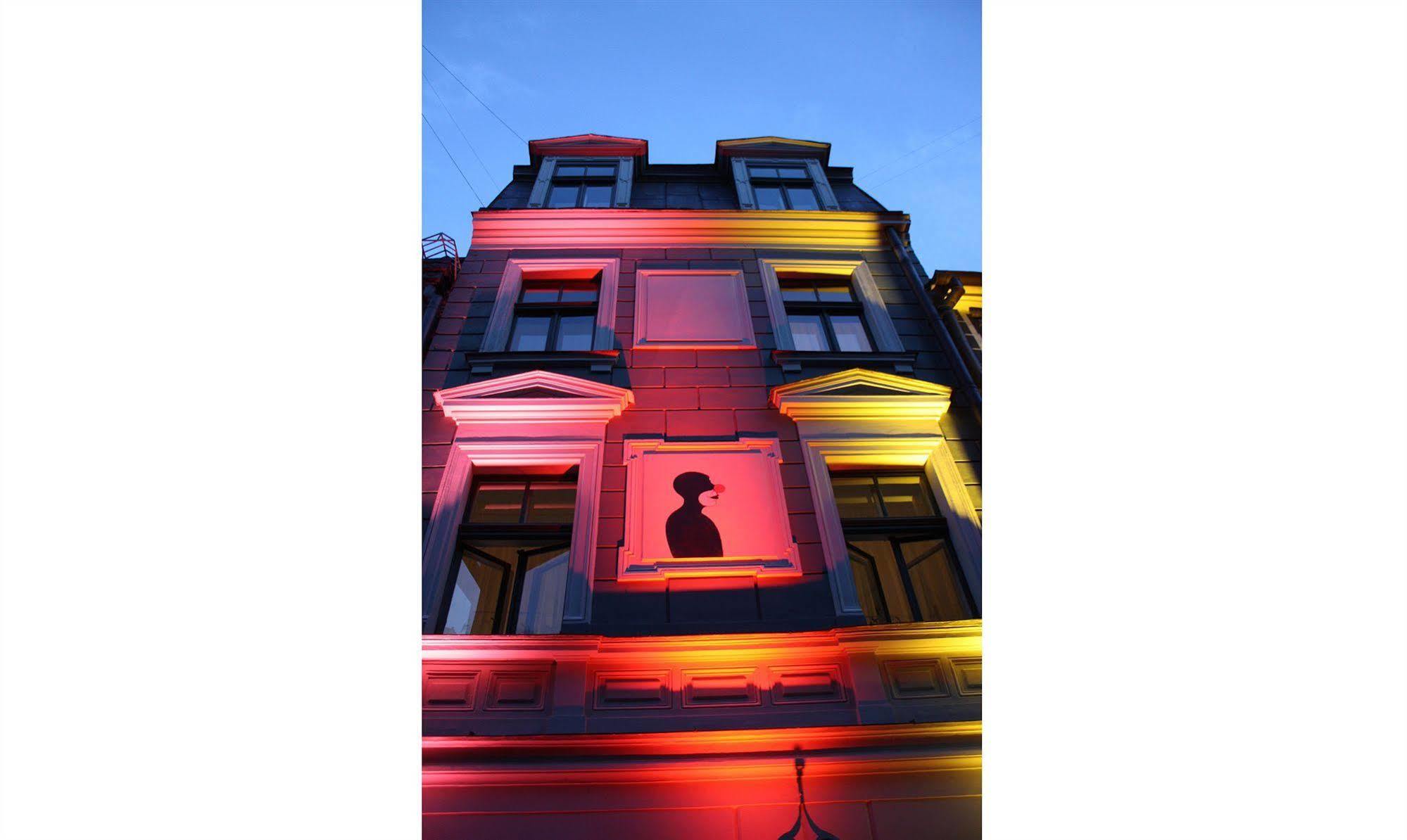 Red Nose Hostel With Self-Check In Riga Exterior photo